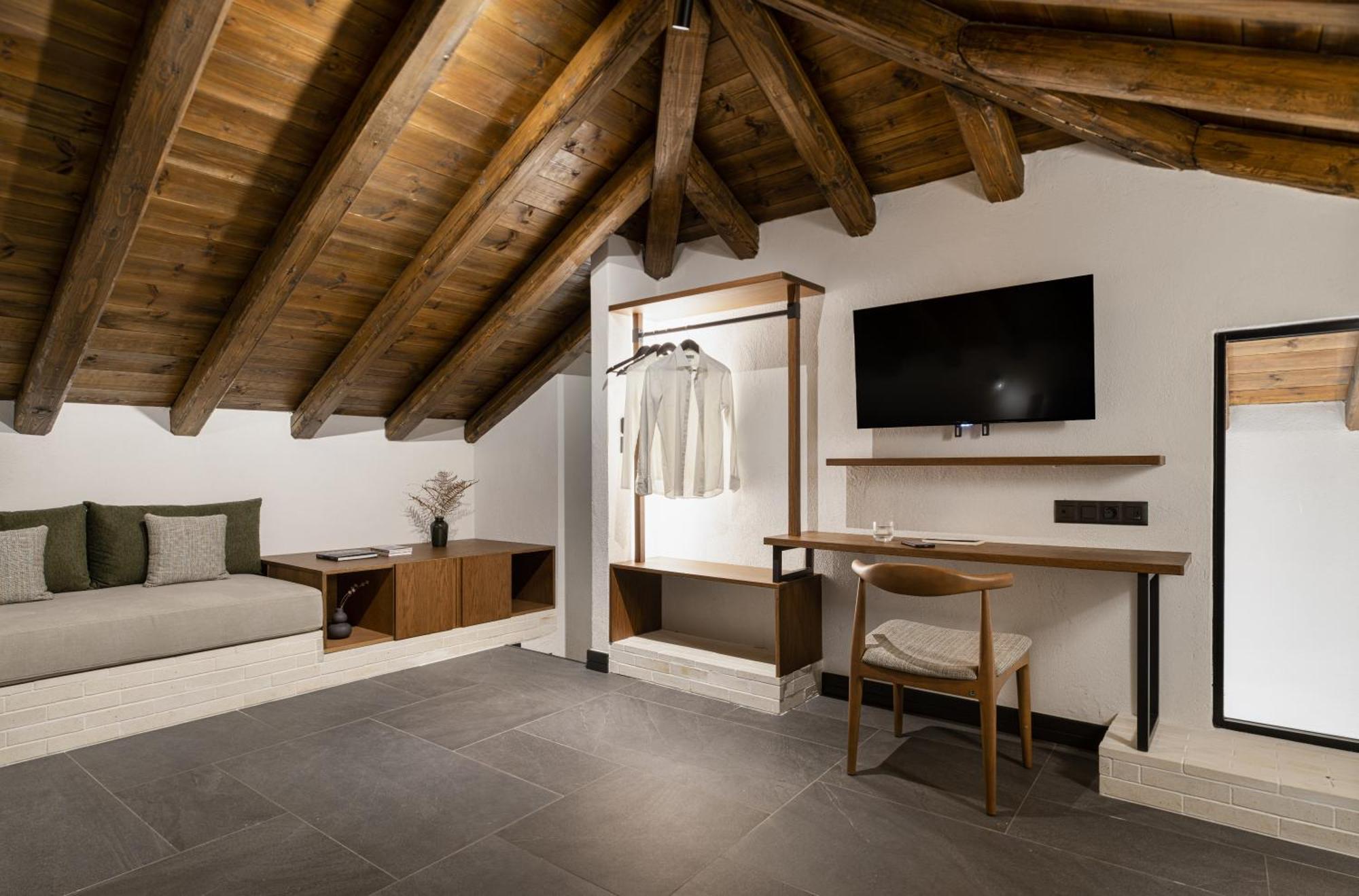 Unedo All Seasons Boutique Hotel Palaios Panteleimonas Exterior foto